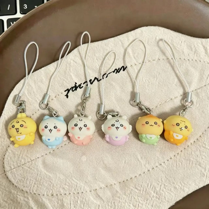 Urocza Mała Zawieszka z Żywicy – Resin Art Keychain recenzja i cena